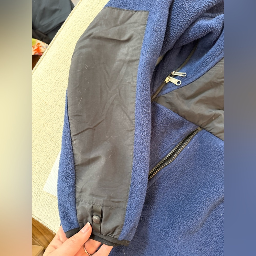 The North Face Men's Dual-Tone Performance Jacket Lots of Pockets - Picture 3 of 7